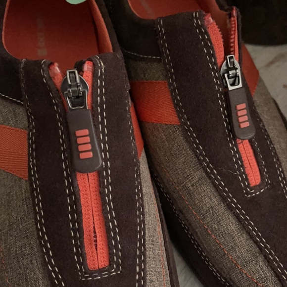 Land’s End NWT Agion Zipper Slip On Shoes Size 9.5 - Picture 2 of 10